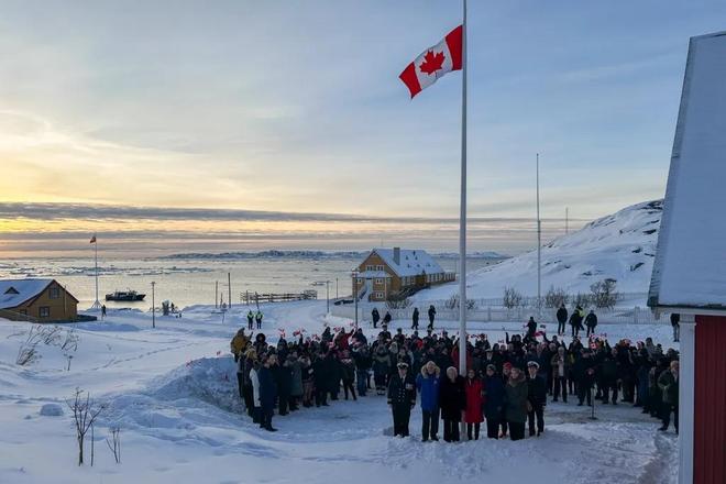 加拿大在格陵兰岛插上国旗 开设领事馆、派遣巡逻舰