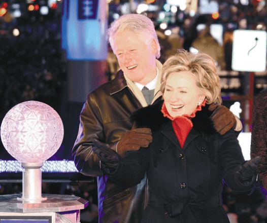 媒体：特朗普急于将爱泼斯坦案翻篇 千方百计转移视线